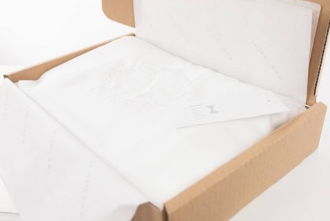 Zestaw do łóżeczka: personalizowana pościel 120x90 cm i ochraniacz, biała bawełna satynowa Zestaw do łóżeczka: personalizowana pościel 120x90 cm i ochraniacz, biała bawełna satynowa