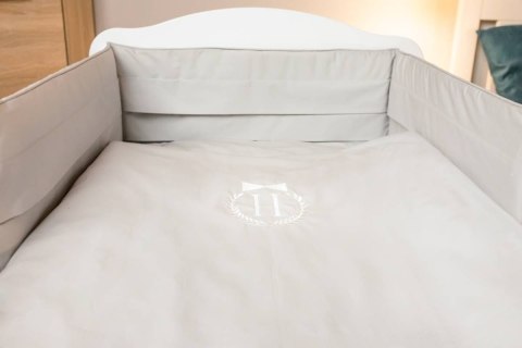 Zestaw do łóżeczka: personalizowana pościel 120x90 cm i ochraniacz, szara bawełna premium pima Zestaw do łóżeczka: personalizowana pościel 120x90 cm i ochraniacz, szara bawełna premium pima